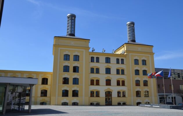 Hradecký kraj spustí pilotní projekt mobilních ambulancí v roce 2026