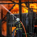 V Kuklenách vypukl požár statku a zničil celou střechu, nikdo nebyl zraněn