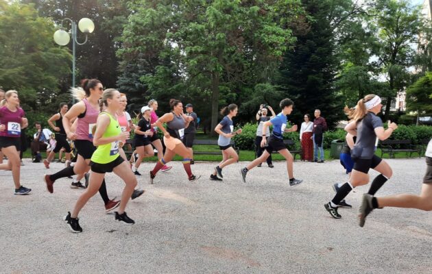FOTO: Na první hradecký běh pro planetu zavítaly desítky sportovců