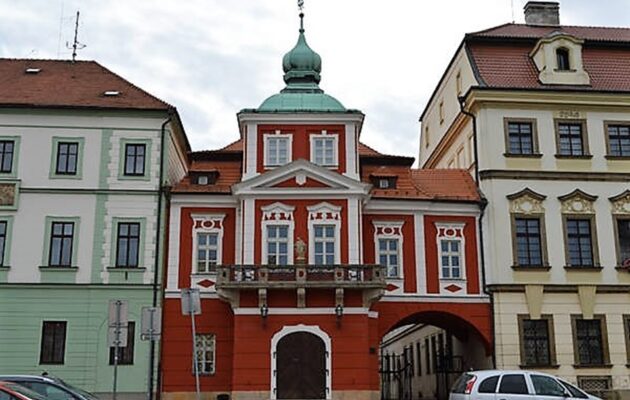 Město chce pronajímat část historického domu U Špuláků, kde dělá svatby