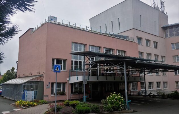 Testy v domovech pro seniory odhalily covid u tří procent klientů