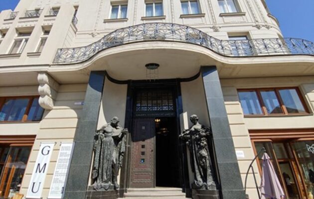 Galerie moderního umění připravila nové expozice a přednášku o Gočárovi