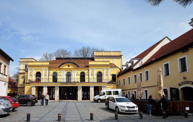 Klicperovo divadlo po půlroční pauze brzy obnoví provoz premiérou hry Hana