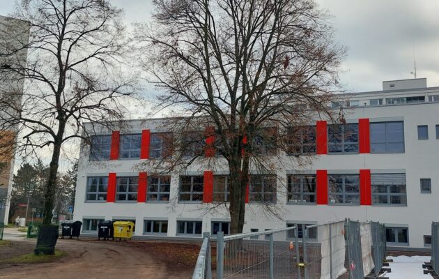Na ZUŠ Střezina se otevřel nový výtvarný pavilon. Rekonstrukce stála 38 milionů