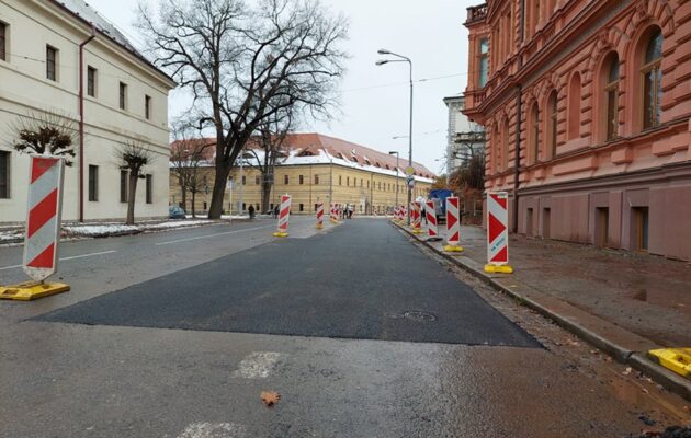 Skvělá zpráva pro řidiče! Ve středu skončí hned dvě dopravní omezení