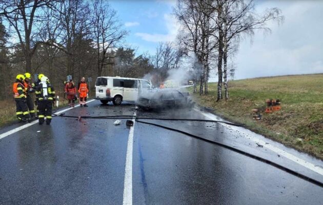 Tragická nehoda u Koliby na několik hodin uzavřela silnici z Býště do Hradce