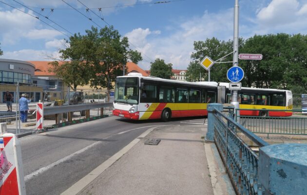 Hradecká MHD od září pojede podle taktového jízdního řádu