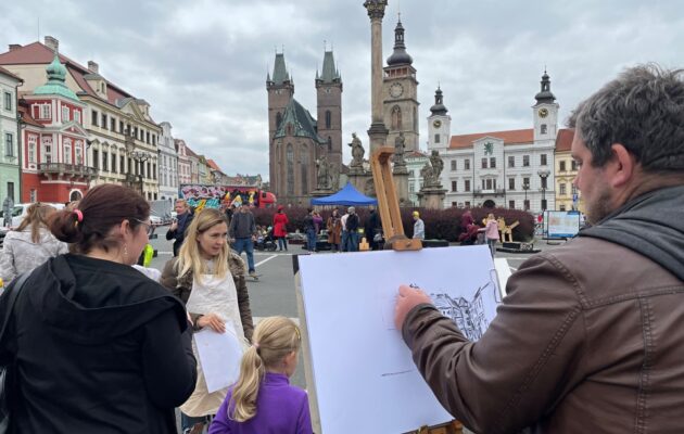 Prostor pod Bílou věží ovládl festival plný tvořivých dílen