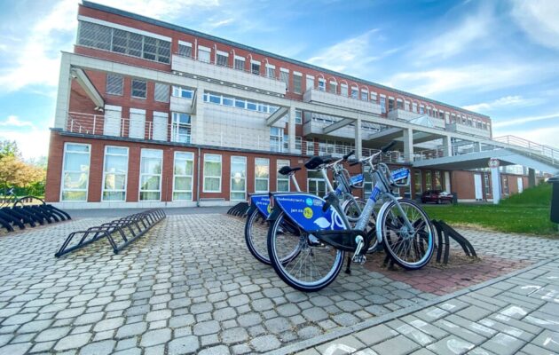 Hradec podpoří sdílená kola i do dalších let. Uživatelům zůstane 15 minut zdarma