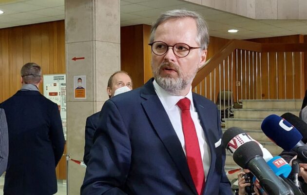 Bezletová zóna by znamenala třetí světovou válku, řekl v Hradci premiér