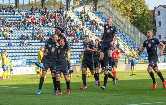Hradečtí Votroci se vracejí ze Zlína vítězně, domácí Fastav porazili 3:2