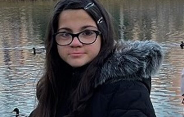 Dvanáctiletá dívka odešla z domu bez vědomí rodičů, policie po ní pátrá
