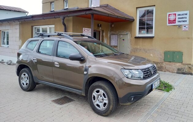 Nový automobil pro hospicovou péči pomohla financovat Nadace ČEZ