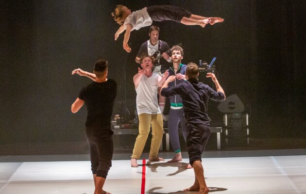 Trutnov opět ovládne festival nového cirkusu Cirk-UFF
