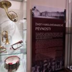 Muzeum zve svou velkolepou expozicí na historické cesty městem Hradec Králové