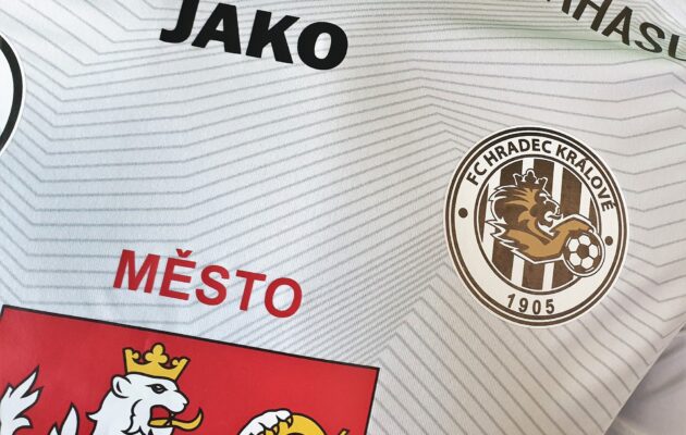 O tendru na prodej fotbalového klubu rozhodne až nové vedení města