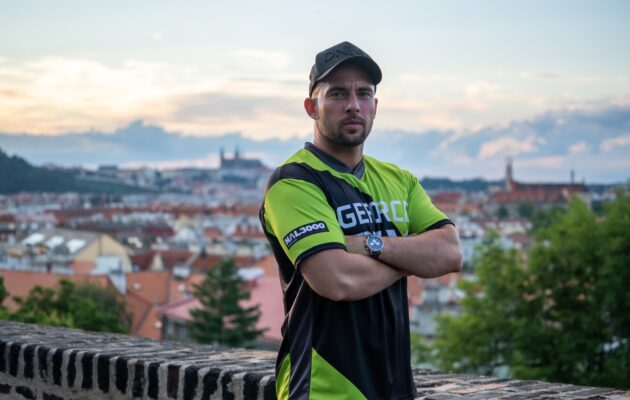 K hraní mě připoutal úraz, říká profík v e-sportu David Lacina