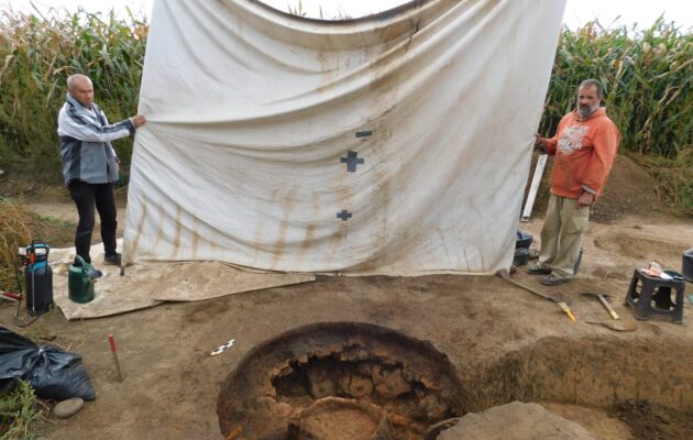 Archeologové z univerzity objevili unikátní pravěké areály i vzácnou pec