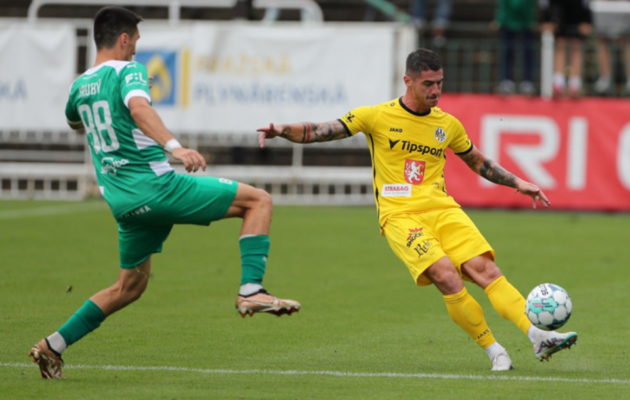 Hradec v Ďolíčku nebodoval, Klokanům výhru vystřelil Kovařík