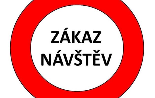 Epidemická situace se zhoršuje, ve „fakultce“ bude platit zákaz návštěv