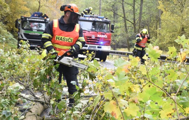V kraji je kvůli větru bez elektřiny téměř 60 000 domácností