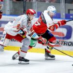Hokej Pardubice - Hradec Králové (foto Luboš Jeníček)
