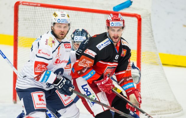 Rytířům stačila třetina. Mountfield drtivým tlakem už manko nedohnal