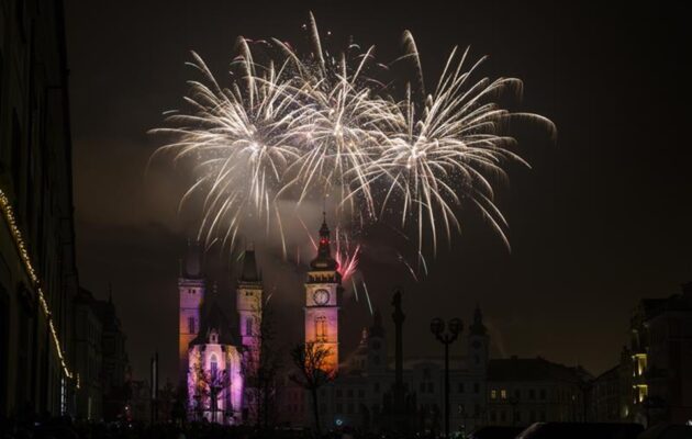 Oslavte konec roku bez pyrotechniky, žádá občany hradecká radnice