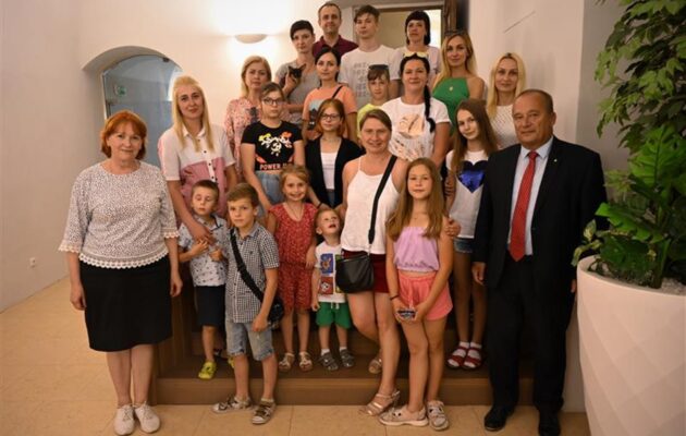 Co byste přáli Hradci do nového roku? Odpovídají zástupci politických stran