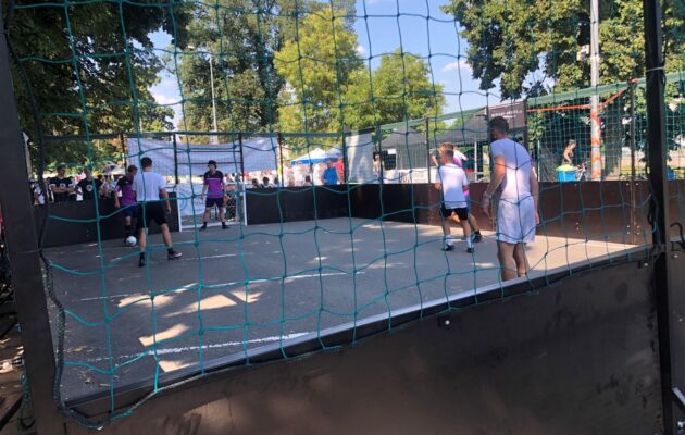 Rozpálené slunce neodradilo. Hradecké sportovní hry měly početné publikum