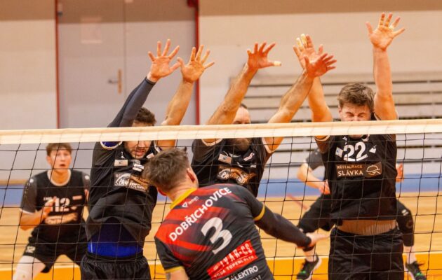Po skvělé sezoně hořké stříbro. Volejbalistům se sen o extralize rozplynul