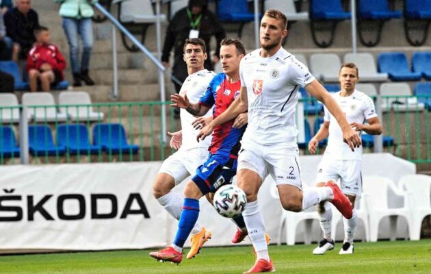 Nečekaný odchod. Hradecký obránce Král míří do Belgie