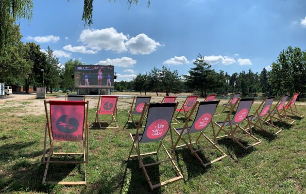 Fenoménem Stříbrňáku se v letošní sezóně stalo nové letní kino