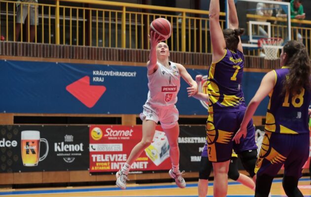Lvice překvapivě prohrály na Slovance 82:97, výhru řídila Levínská