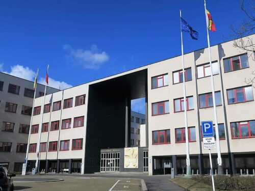 Správu nemovitostí po rezignaci ředitelky dočasně povede šéf Technických služeb