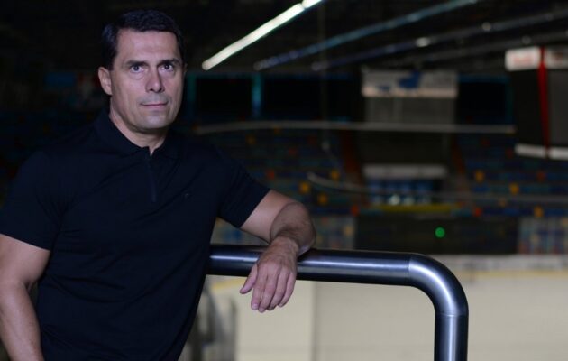 Vedení hokejového Hradce se ohradilo proti vyjádřením majitele Pardubic Dědka