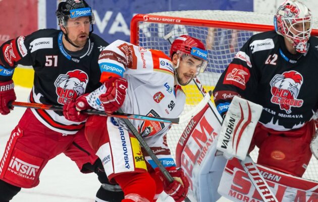 Hradec úřadoval v přesilovkách. Výhru v prodloužení vystřelil Blain