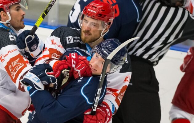 Lvi jsou krůček od vyřazení, doma prohráli s Libercem 0:3