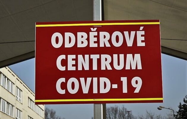 Fakultní nemocnice spustila linku s informacemi o testování na covid-19