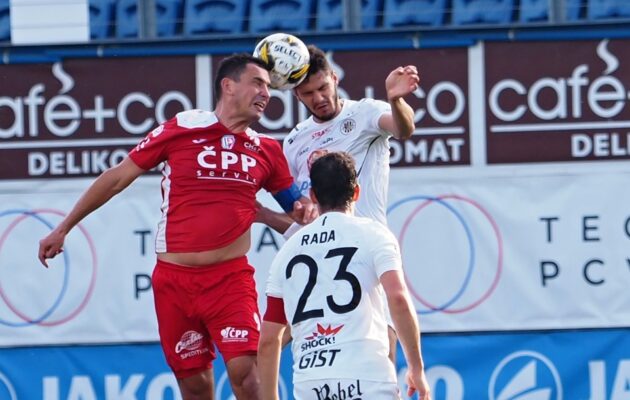 Derby je tu! Votroci proti Perníkářům