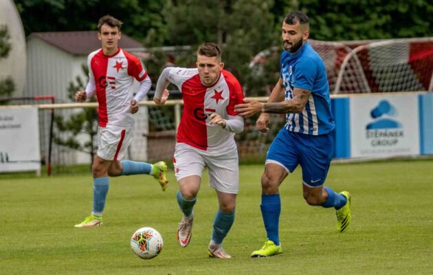 Kdo vyhraje pohár? Hradecká Slavia vyzve Libčany. Finále uvidí Hořice