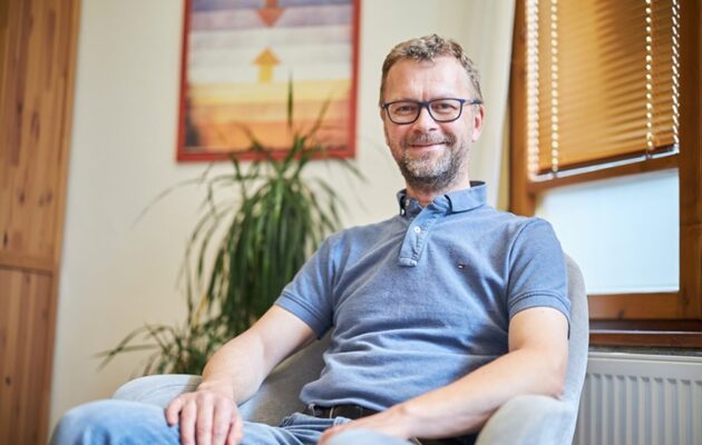 Děsivé informace se dotýkají úplně všech, říká psycholog Komárek