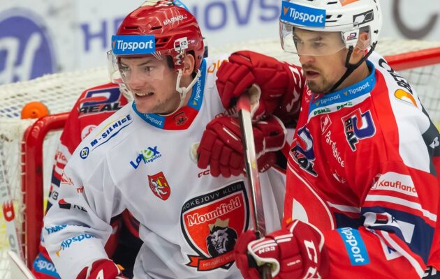 První derby pro Pardubice. Hradec padl na domácím ledě 2:4