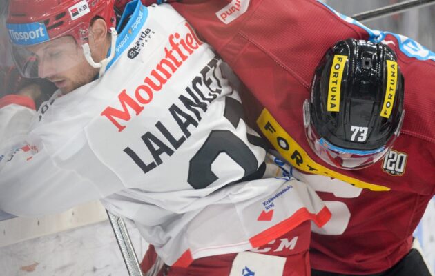Hradec pykal za vyloučení, Sparta rozhodla v přesilovkách