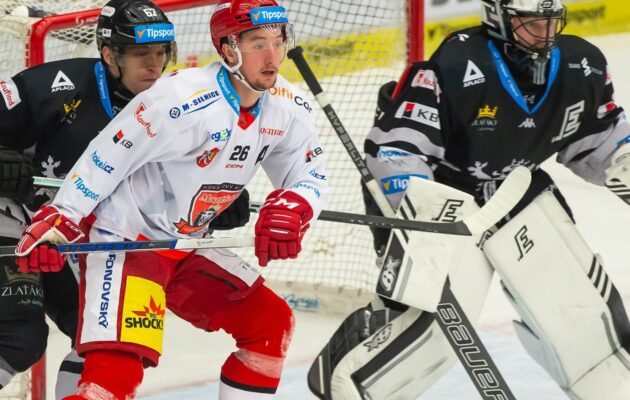 Hradec doplatil na trápení v koncovce, proti Varům má jenom bod
