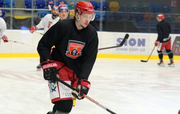Výměna v Hradci: Lampera střídá Ščerbak, útočník se zkušenostmi z NHL