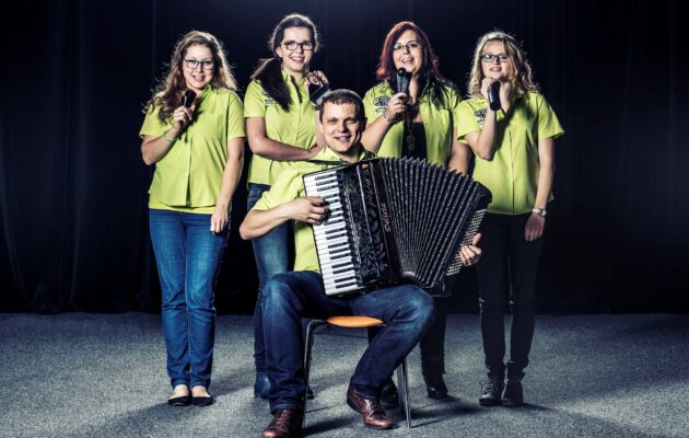 Muzika je můj život, tvrdí akordeonista, klavírista a učitel Radek Škeřík