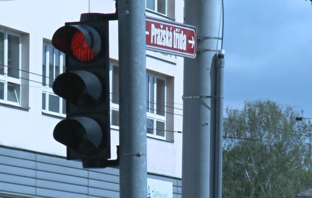 V Hradci se začíná budovat Inteligentní dopravní systém. Dokončen má být v roce 2023