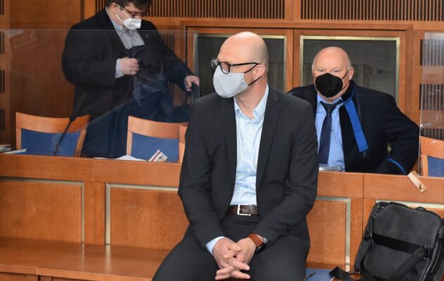 Soud zprostil obžaloby starostu Pece i další obžalované v krkonošské kauze
