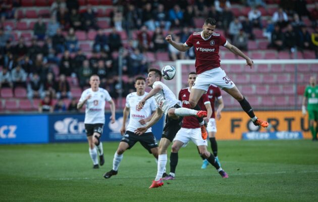 Hradečtí po Slavii obrali i Spartu! Z Letné vezou bod